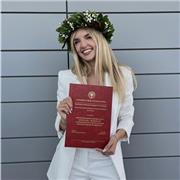 Laureata in Tecniche dell’edilizia presso l’Università di Udine con il massimo dei voti, offro lezioni private